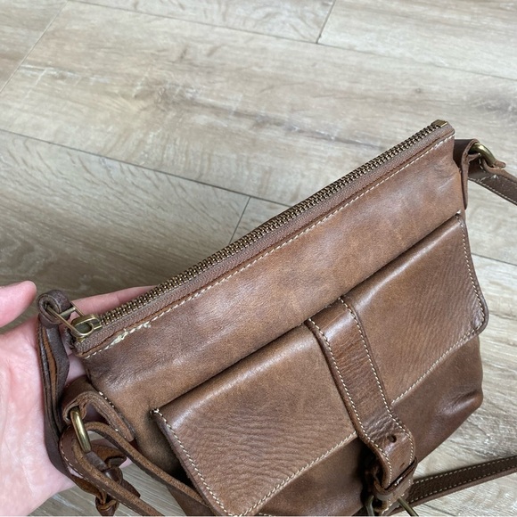 Vintage Roots genuine leather crossbody bag messenger style tribal bag - Picture 11 of 14